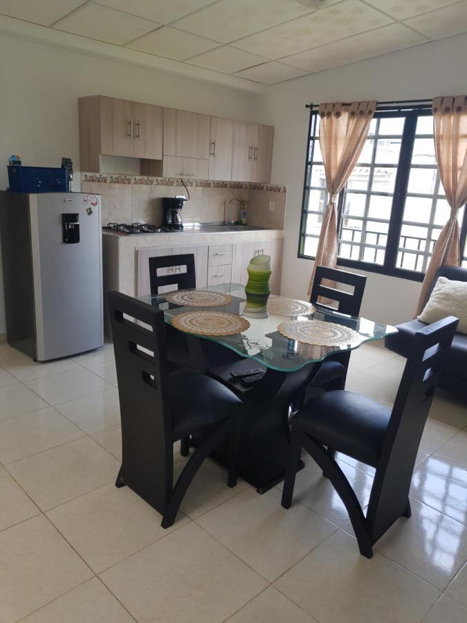 Apartamentos Williams Santa Rosa de Cabal Zewnętrze zdjęcie